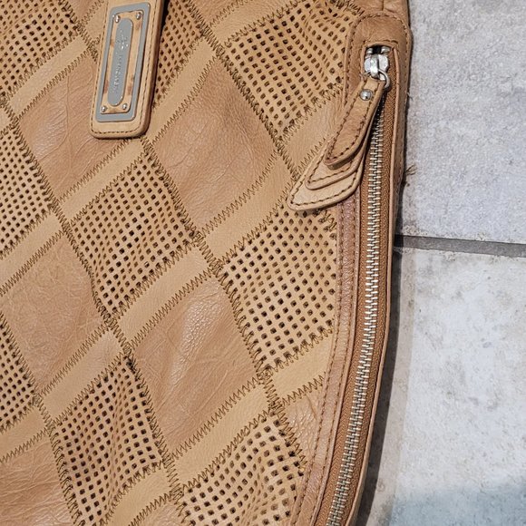 b. makowsky~Soft Leather~ Extra Large Handbag  17 X 15.5 - Picture 9 of 16